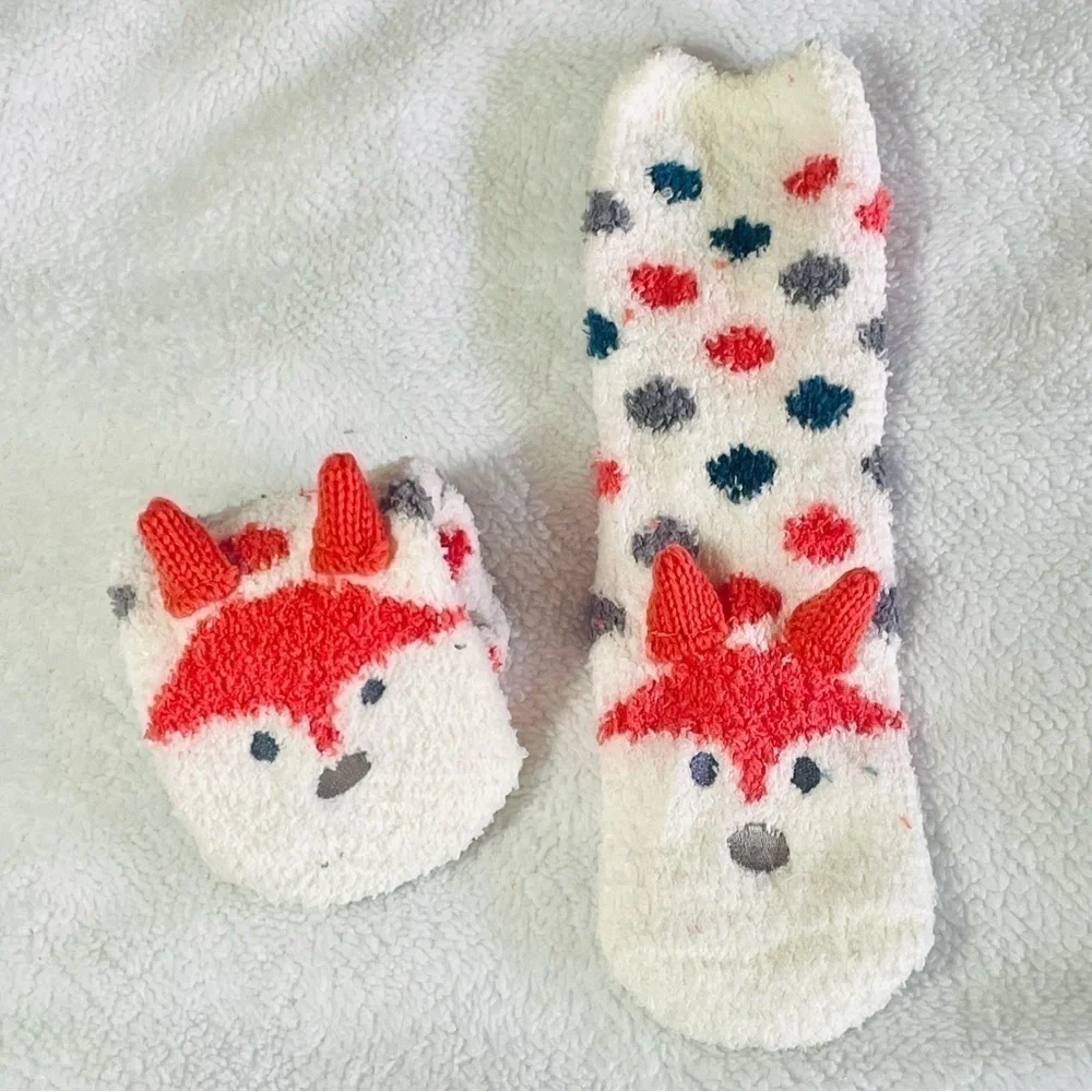 NWT Fox & Bunny Christmas Gift Socks - 3D Fluffy Thick Warm Winter Socks M 5-10